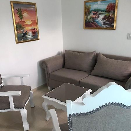 Apartamento Los Rieles Santiago De Los Caballeros Eksteriør bilde