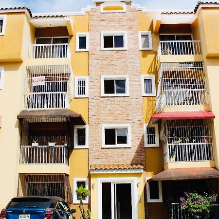 Apartamento Los Rieles Santiago De Los Caballeros Eksteriør bilde
