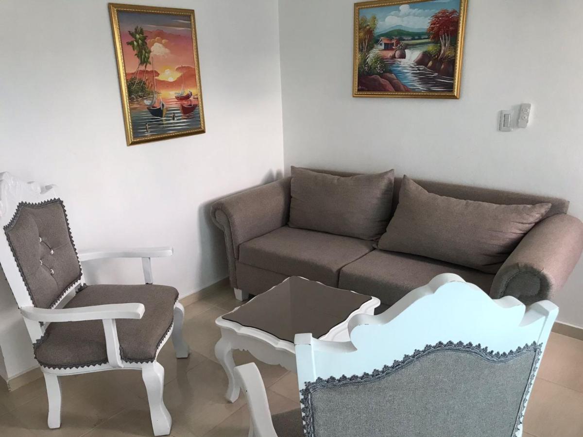 Apartamento Los Rieles Santiago De Los Caballeros Eksteriør bilde