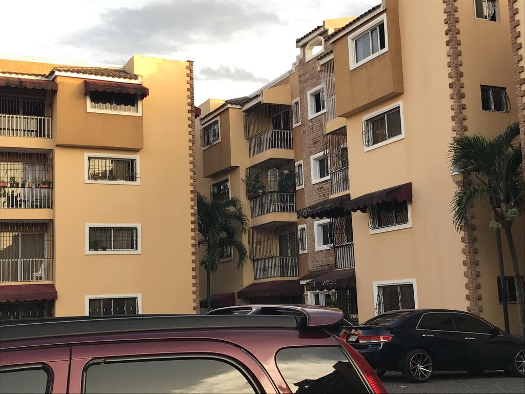 Apartamento Los Rieles Santiago De Los Caballeros Eksteriør bilde